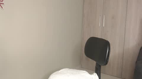 Snapshot of emile_239 chatting on October 2025 02:18:01 AM emile_239 online show from October 2025 02:18:01 AM