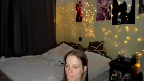Snapshot of emili_sweet__ chatting on February 2025 01:47:02 AM emili_sweet__ online show from February 2025 01:47:02 AM