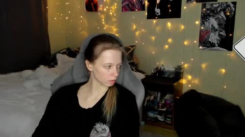 Snapshot of emili_sweet__ chatting on February 2025 07:59:02 AM emili_sweet__ online show from February 2025 07:59:02 AM