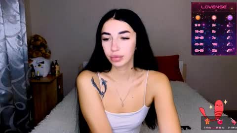 Emi online show from November 2025 06:08:01 AM