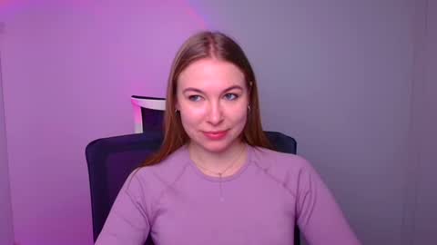 Emilia online show from February 2025 09:09:01 AM
