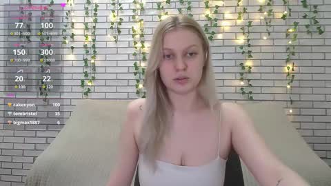 Amili online show from February 2025 01:05:01 PM