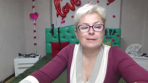 Snapshot of emiliagree chatting on September 2025 06:41:02 PM EmiliaGree online show from September 2025 06:41:02 PM