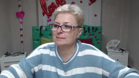 Snapshot of emiliagree chatting on September 2025 05:03:01 PM EmiliaGree online show from September 2025 05:03:01 PM