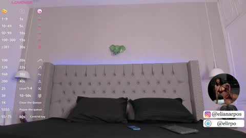 Snapshot of emiliana_rios chatting on October 2025 03:23:02 AM emiliana_rios online show from October 2025 03:23:02 AM