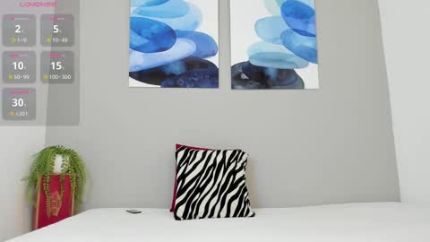 Snapshot of emilio_wolf chatting on February 2025 09:23:01 AM EMILIO online show from February 2025 09:23:01 AM