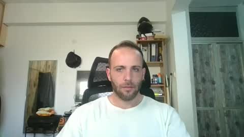 EmilioZem8 online show from January 2025 07:45:01 AM