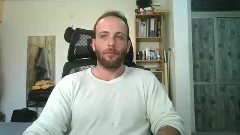 EmilioZem8 online show from January 2025 08:02:02 AM