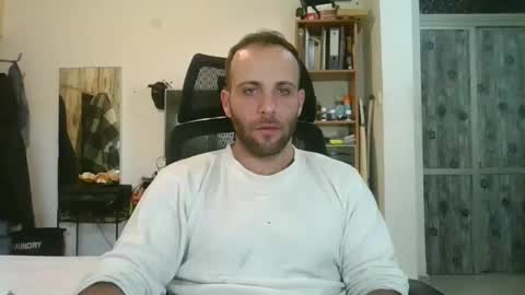 EmilioZem8 online show from February 2025 07:34:01 AM