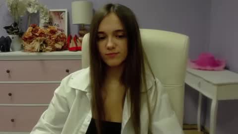 Emilly online show from February 2025 07:47:01 AM