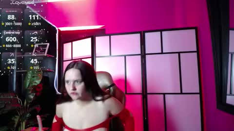 Emilly online show from September 2025 12:51:02 PM
