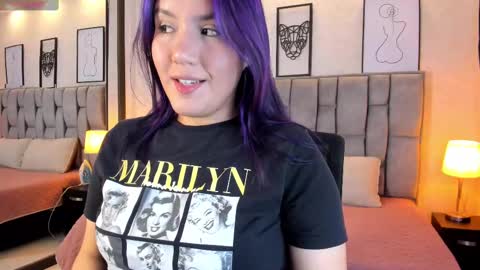 Emily online show from February 2025 05:08:01 AM