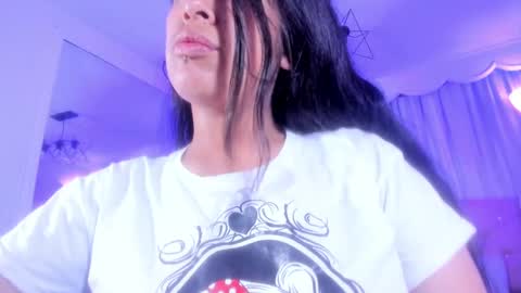 emily_adams69 online show from September 2025 02:23:01 AM