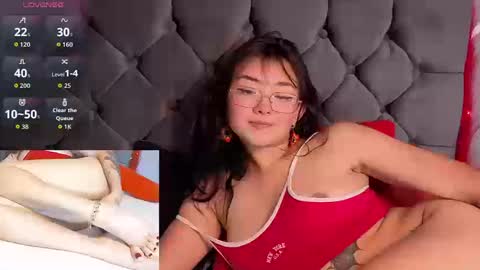 Emily Caprile online show from September 2025 11:52:01 PM