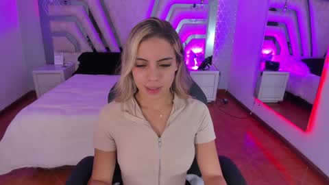 Emily online show from February 2025 10:37:02 AM