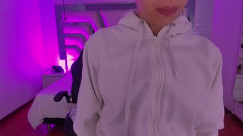 Emily online show from October 2025 11:08:02 AM