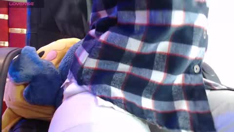 emily fox 3 online show from November 2025 11:32:02 AM