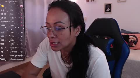 Snapshot of emily_leroy571240 chatting on October 2025 01:47:02 PM emily leroy. online show from October 2025 01:47:02 PM