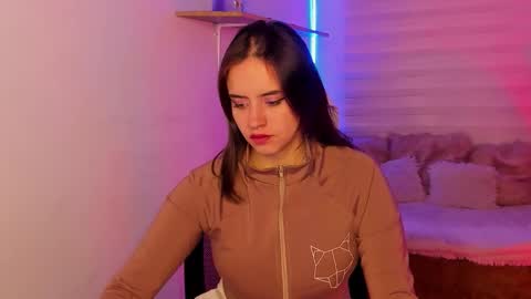 Snapshot of emily_lindey chatting on October 2025 03:36:02 AM emily_lindey online show from October 2025 03:36:02 AM