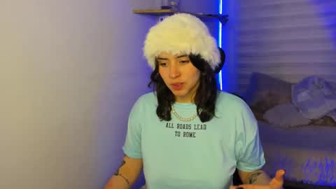 Snapshot of emily_lindey chatting on November 2025 03:39:02 AM emily_lindey online show from November 2025 03:39:02 AM