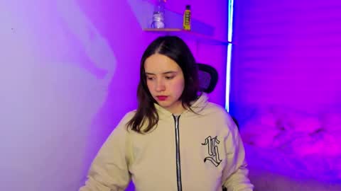 Snapshot of emily_lindey chatting on November 2025 03:16:02 AM emily_lindey online show from November 2025 03:16:02 AM