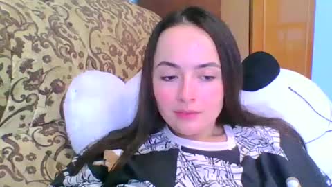 emily_morning_dew online show from December 2024 11:01:01 AM