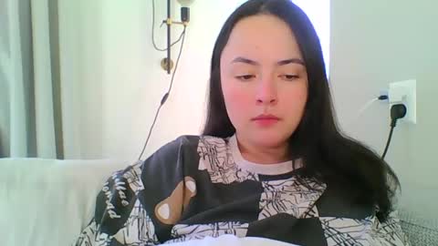emily_morning_dew online show from January 2025 09:19:01 AM