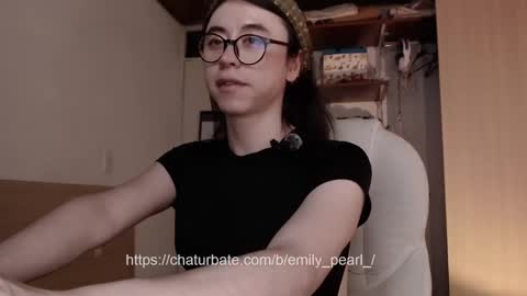 emily_pearl_ online show from February 2025 07:48:02 PM