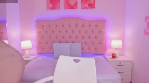  EMILY  online show from February 2025 12:25:01 AM