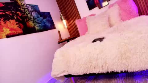 Snapshot of emily_vaughan chatting on September 2025 03:28:01 AM Emily. online show from September 2025 03:28:01 AM