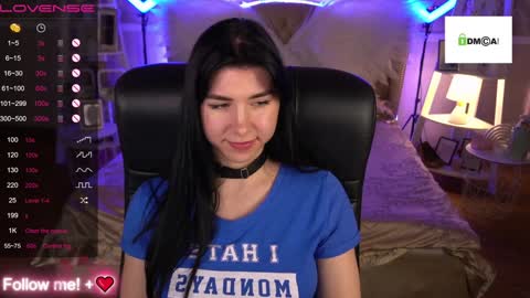 Emy online show from December 2024 09:45:02 AM