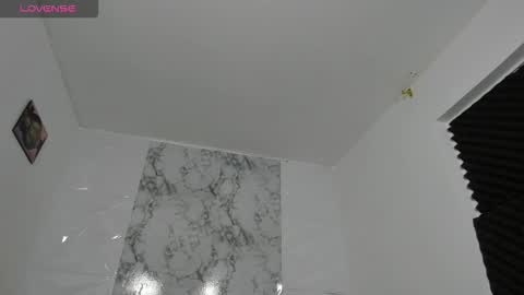 JULIANA ANDREA online show from November 2025 12:13:02 AM