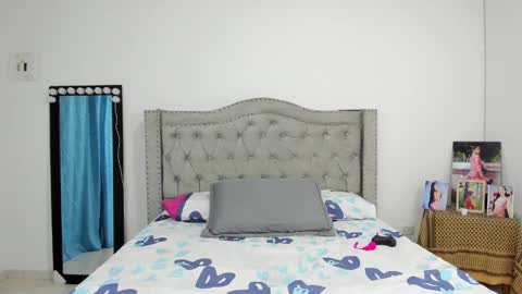 Snapshot of emilydauz chatting on February 2025 06:49:02 AM Camila online show from February 2025 06:49:02 AM