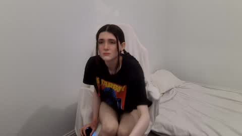 Snapshot of emilyfox5 chatting on November 2025 02:06:01 AM emilyfox5 online show from November 2025 02:06:01 AM