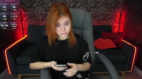 Snapshot of emilyfoxxi chatting on January 2025 06:36:01 AM Emily online show from January 2025 06:36:01 AM