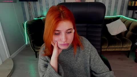 Snapshot of emilyfoxxi chatting on January 2025 10:37:02 AM Emily online show from January 2025 10:37:02 AM