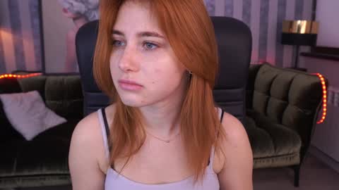 Snapshot of emilyfoxxi chatting on January 2025 09:44:02 AM Emily online show from January 2025 09:44:02 AM