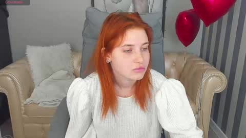 Snapshot of emilyfoxxi chatting on February 2025 10:32:02 AM Emily online show from February 2025 10:32:02 AM