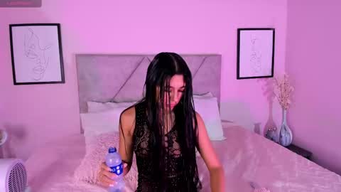 Emily online show from September 2025 10:30:02 AM