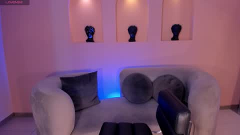 Snapshot of emilyjohnsonx chatting on October 2025 04:13:01 AM Emily online show from October 2025 04:13:01 AM