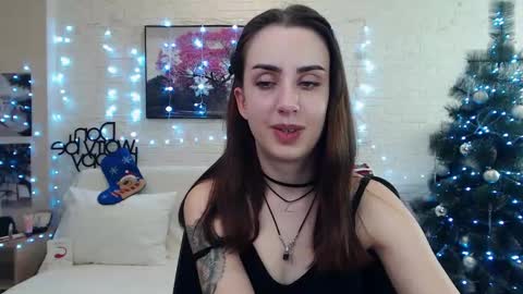 Emyli online show from December 2024 10:13:02 PM