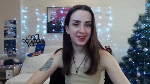 Emyli online show from December 2024 04:09:02 AM
