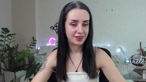 Emyli online show from February 2025 08:58:02 PM