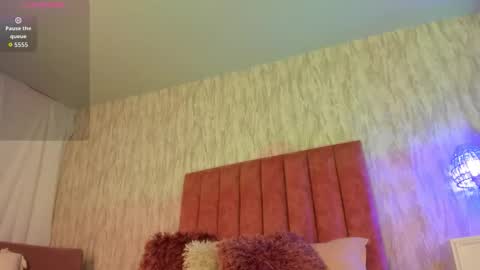 Snapshot of emilyparker__ chatting on September 2025 07:04:01 PM My IG - EmilyParker online show from September 2025 07:04:01 PM