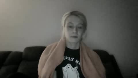 Snapshot of emilywarren296 chatting on October 2025 11:21:02 AM emilywarren296 online show from October 2025 11:21:02 AM