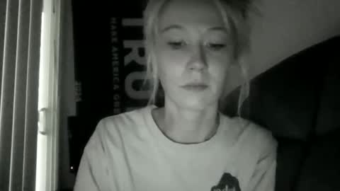 Snapshot of emilywarren296 chatting on October 2025 01:18:01 PM emilywarren296 online show from October 2025 01:18:01 PM