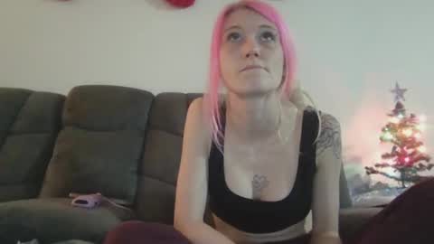 Snapshot of emilywarren296 chatting on November 2025 12:33:01 AM emilywarren296 online show from November 2025 12:33:01 AM