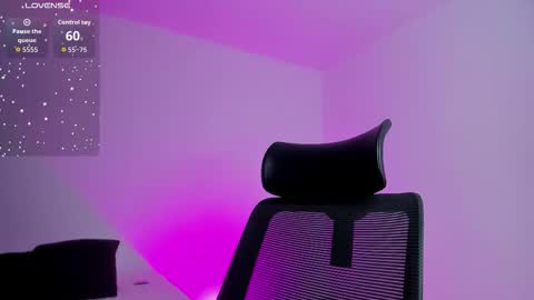 E M I L Y online show from September 2025 12:27:02 PM