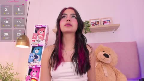 Emily Bank online show from December 2024 11:23:02 PM