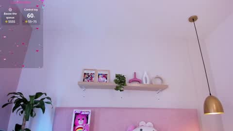 Emily Bank online show from January 2025 11:48:02 PM
